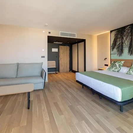 Hotell Primavera Park 4*
