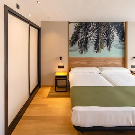 Hotell Primavera Park 4*